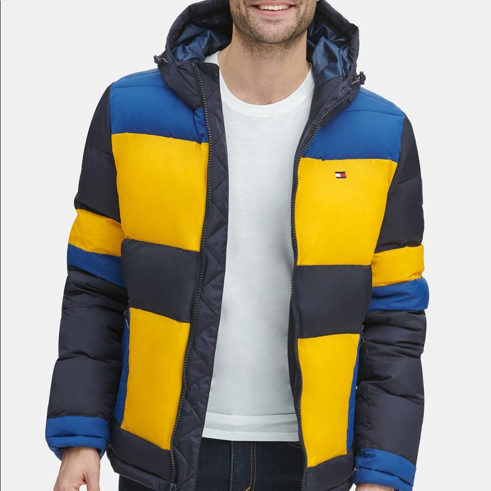 ✨Tommy Hilfiger men’s puffer coat✨